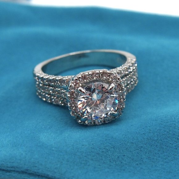 Ladies 2.50ctw Halo Bridal Diamond Ring, 18K White Gold - Picture 13 of 15